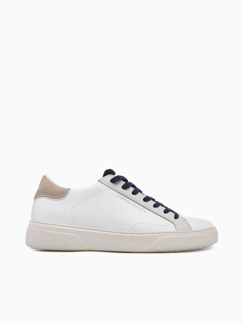 Essential White Leather White / 39 / M