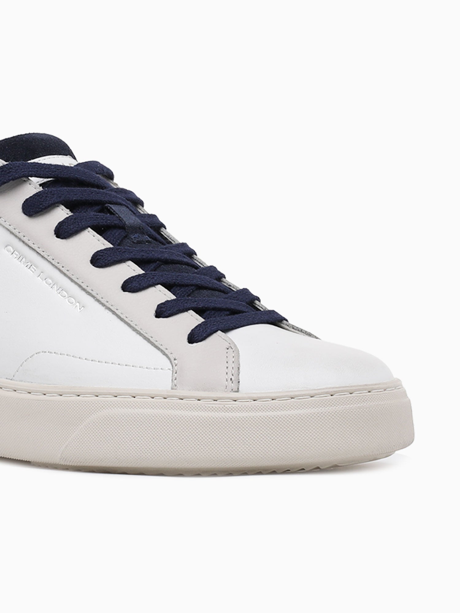 Essential White Leather White / 39 / M