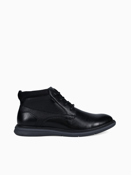 Chase Plain Toe Chukka Black Black / 7 / M