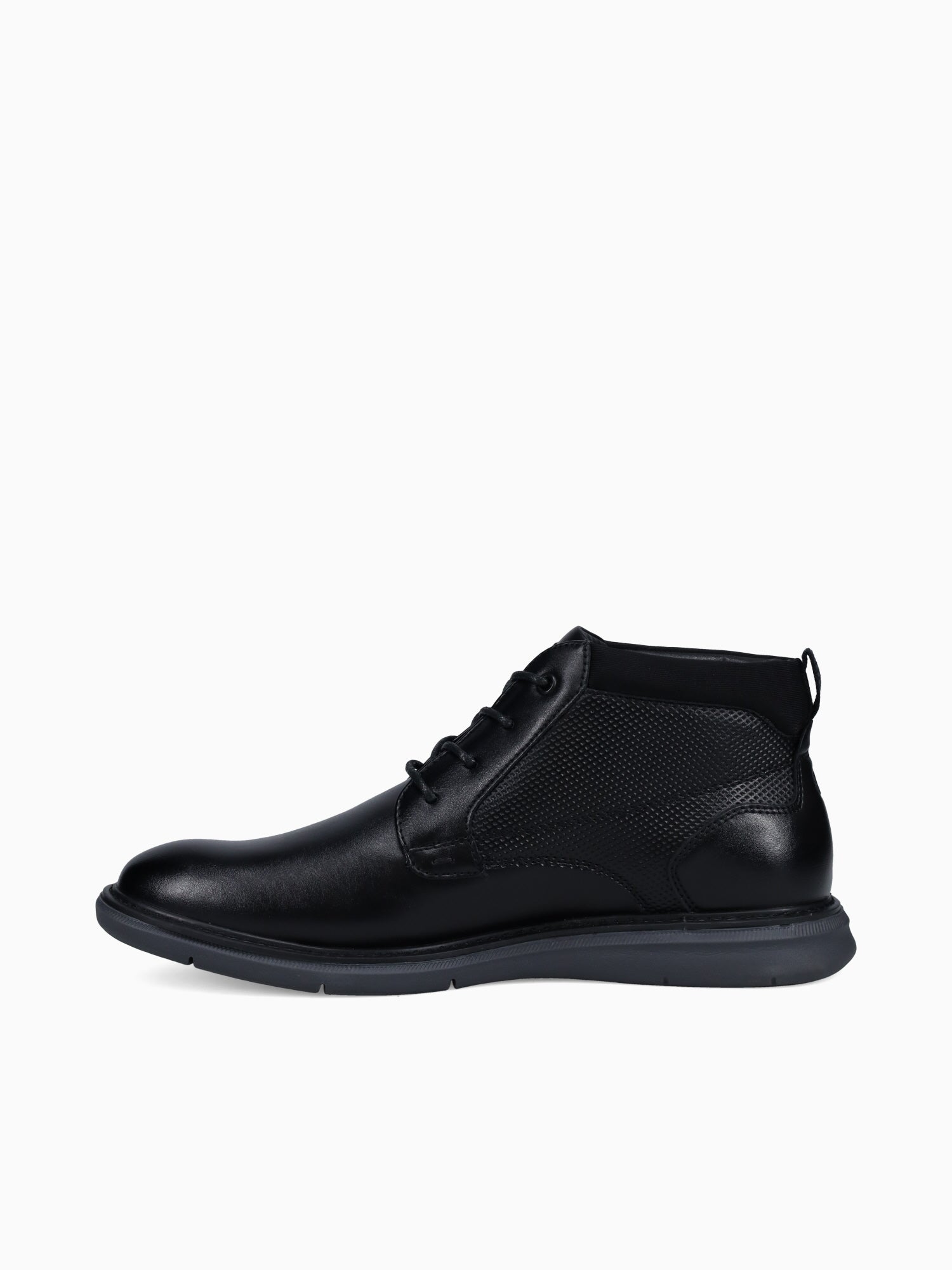 Chase Plain Toe Chukka Black Black / 7 / M