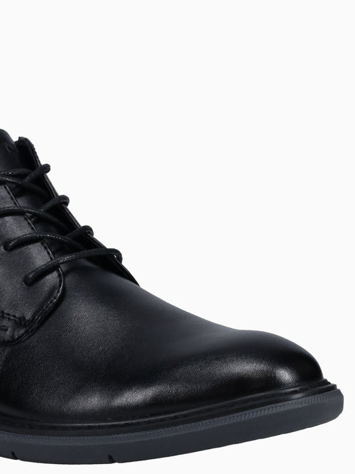 Chase Plain Toe Chukka Black Black / 7 / M