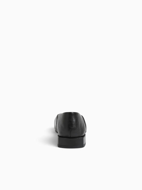 Kasey Black Leather Black / 5 / M