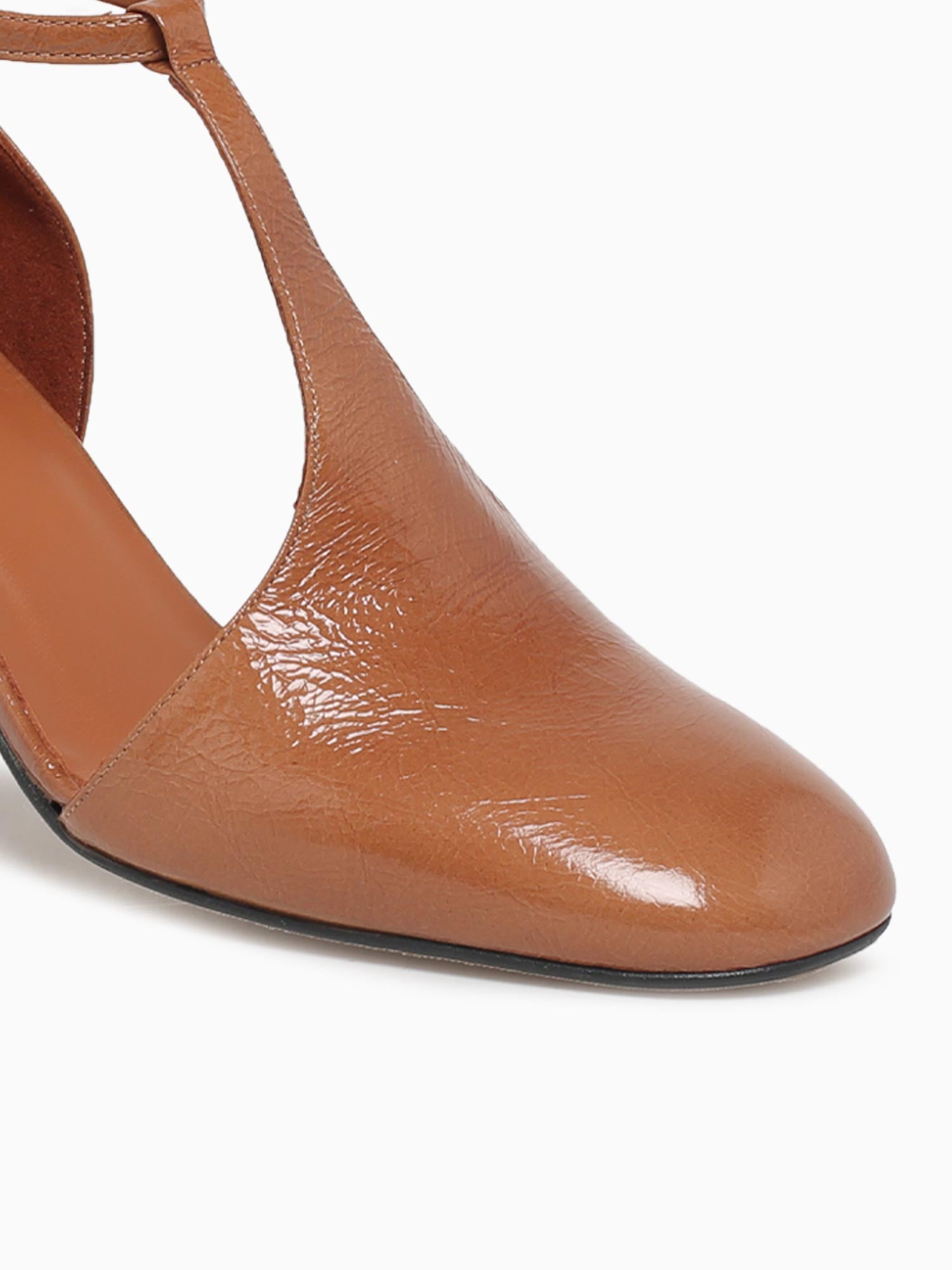 Aditi Cammeo Venice Tan / 5 / M
