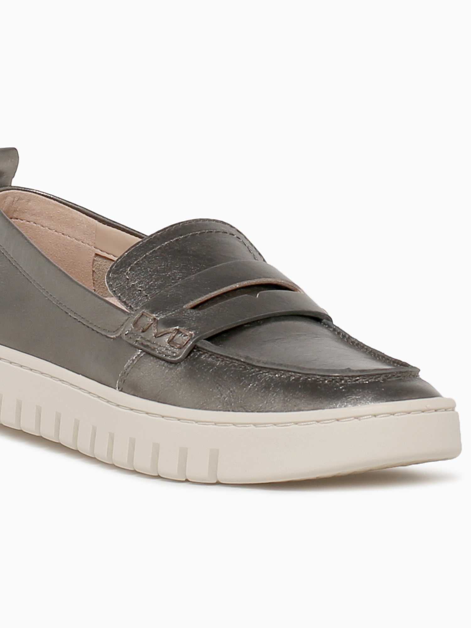Uptown Gunmetal Metallic Pewter / 5 / M