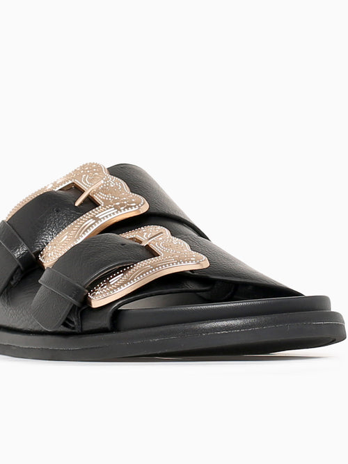 Marcia Negro Man Made Black / 35 / M