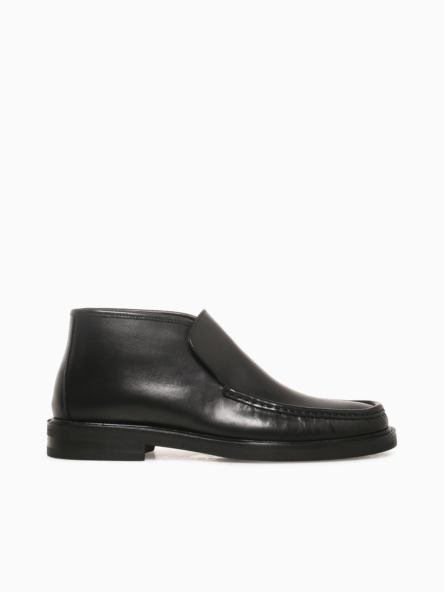 Maguire Nero Butter Black / 7 / M
