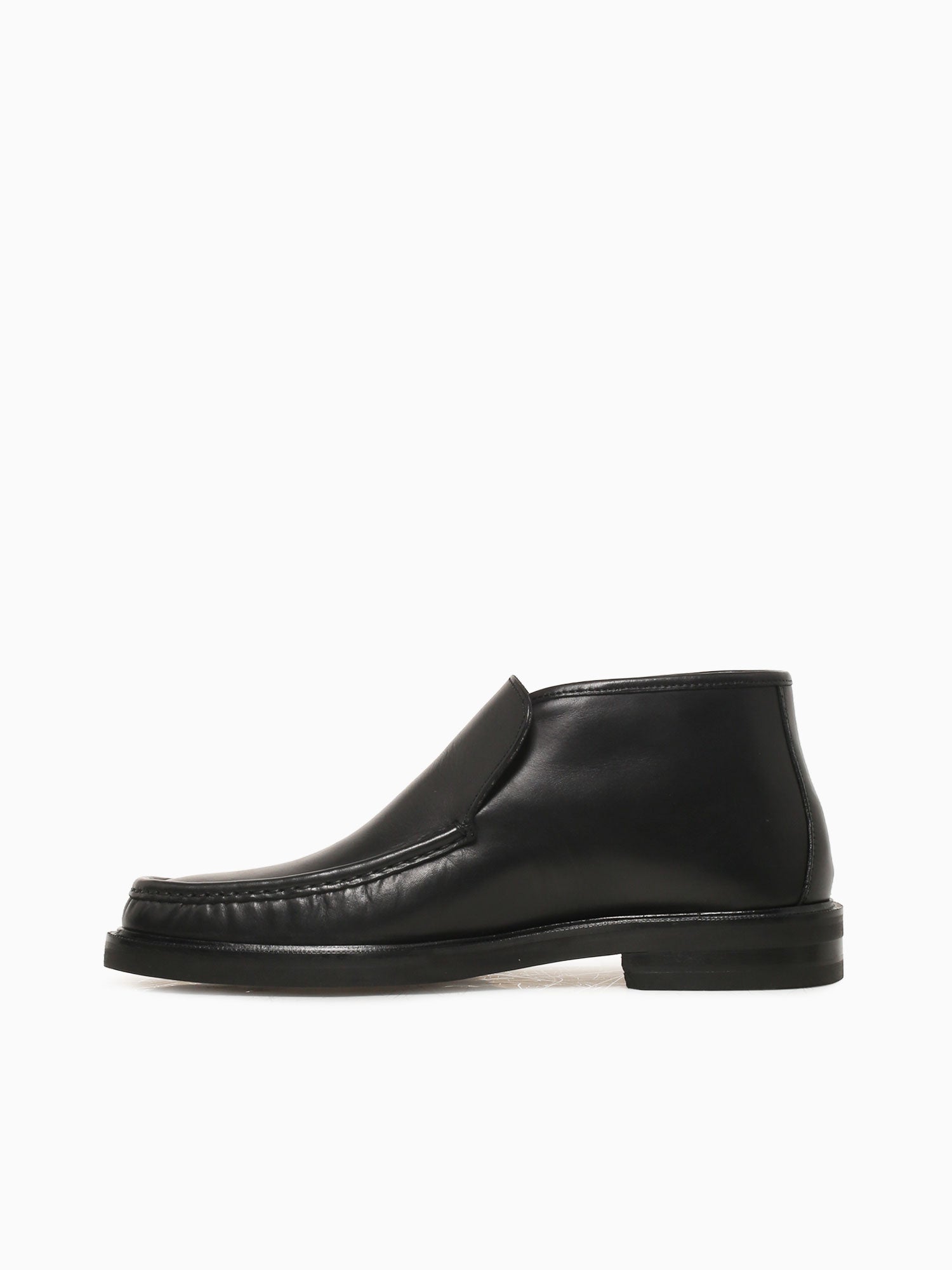 Maguire Nero Butter Black / 7 / M