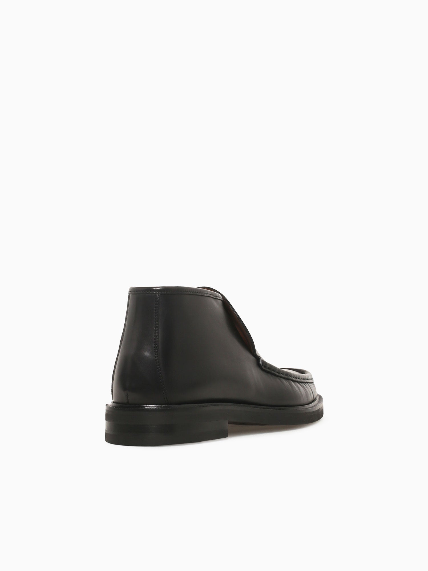 Maguire Nero Butter Black / 7 / M