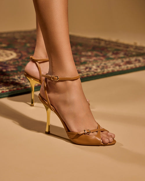 Wilfreda Tan Ouro vitelo