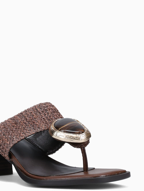 Jude Marron Rafia Brown / 36 / M