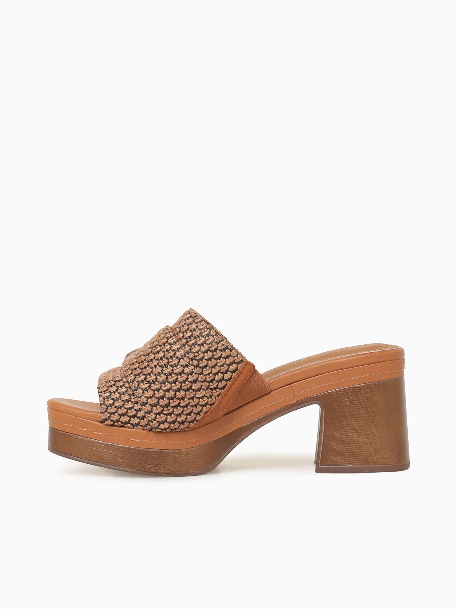 Carlicia Camel