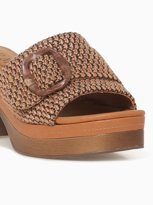 Carlicia Camel