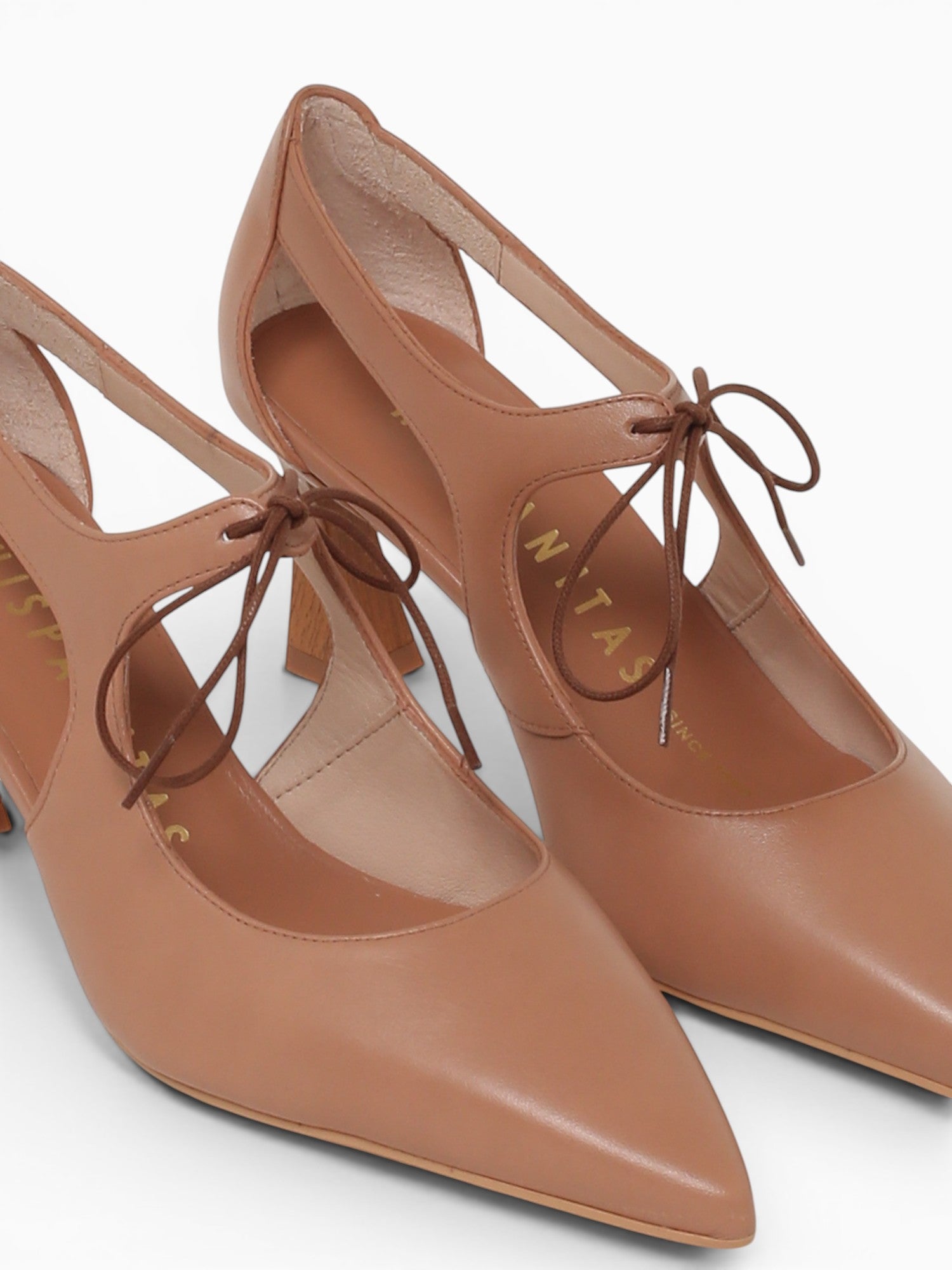 Giorgia Almond Soho Off White / 5 / M