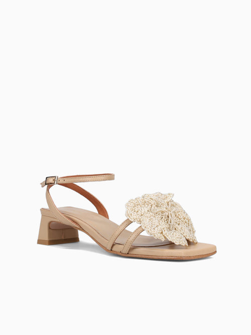Amara Camello Next White / 5 / M