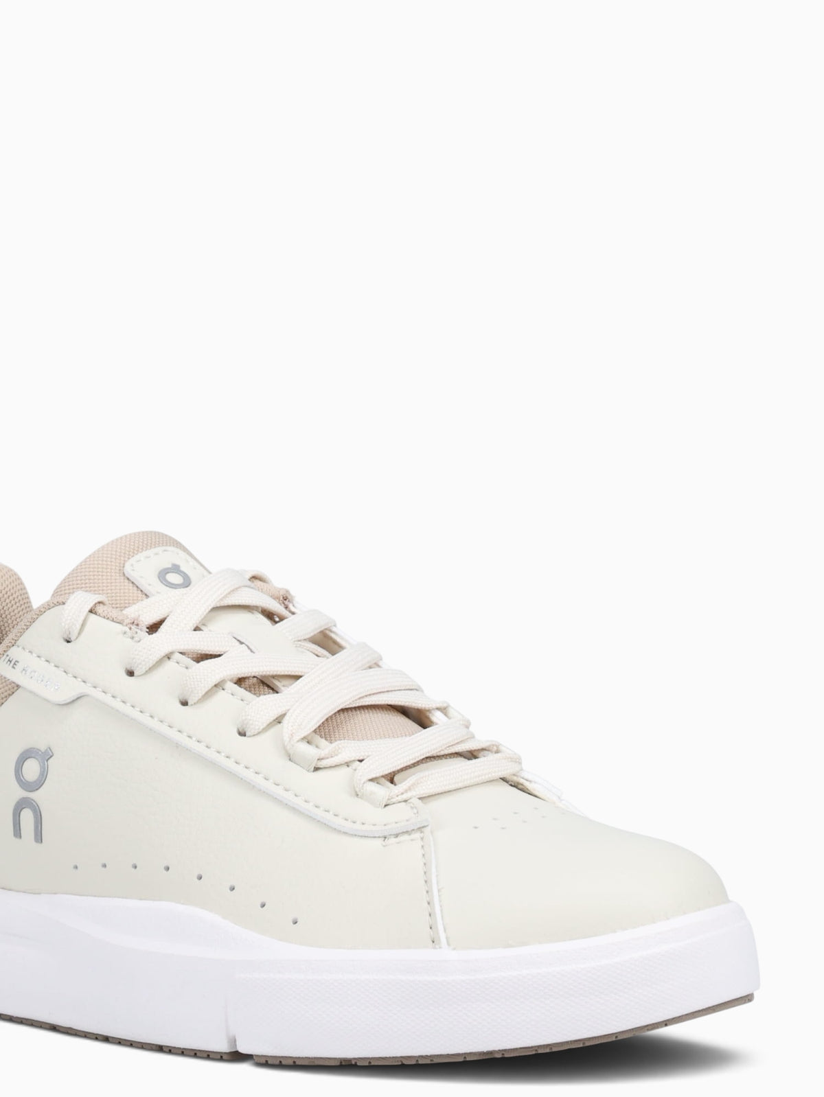The Roger Advantage Sand Grain leather Off White / 5 / M