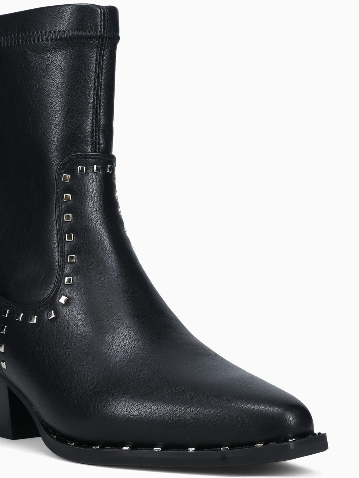 Ivette Negro Man Made Black / 35 / M