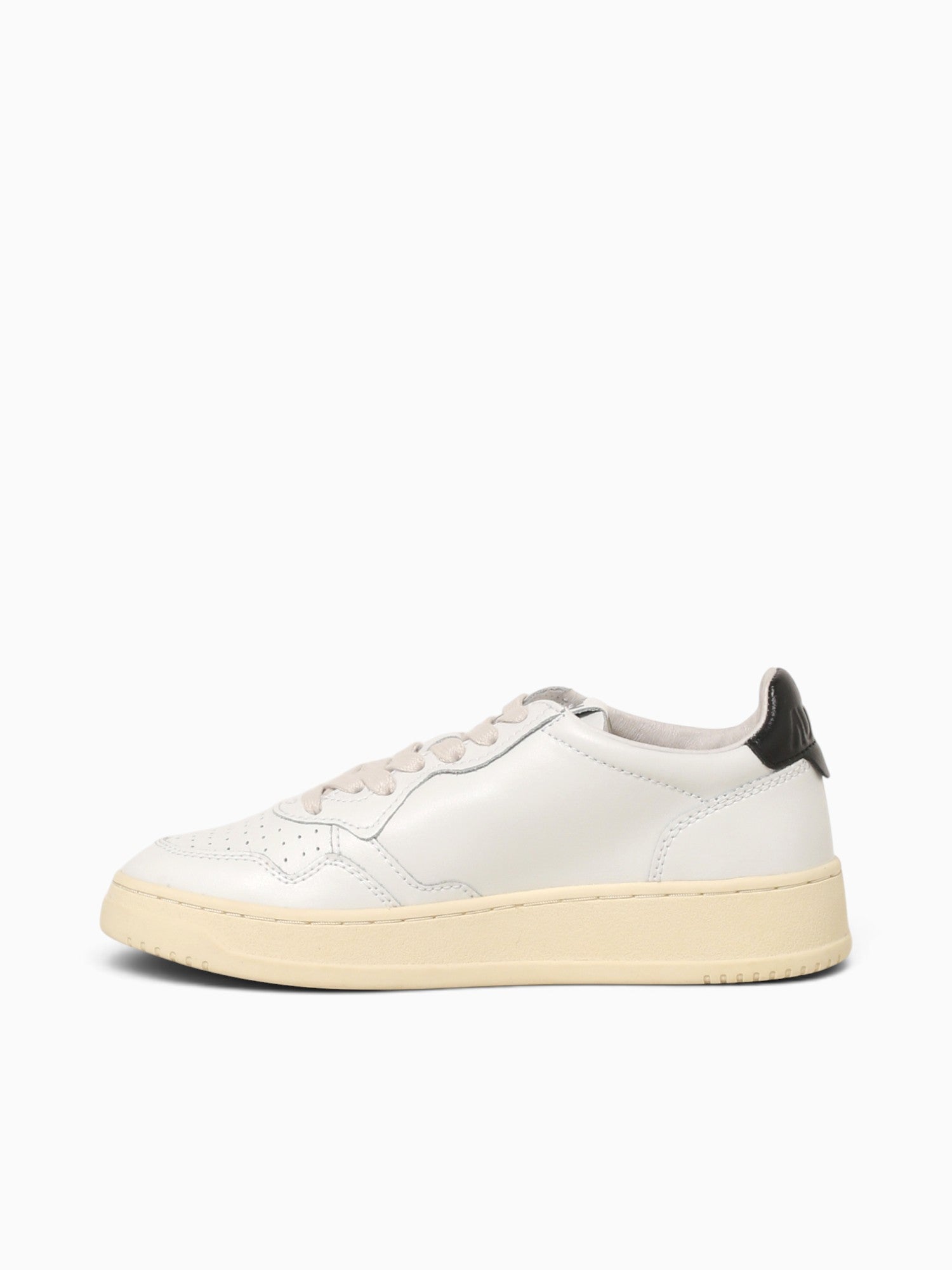 Medalist Low White Black leather White Multi / 36 / M