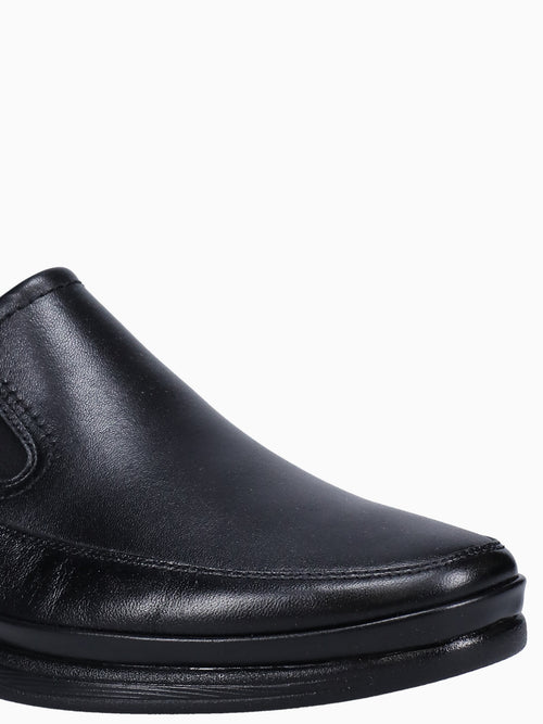 Motion Moc Toe 13390001 Black Leather Black / 7 / M