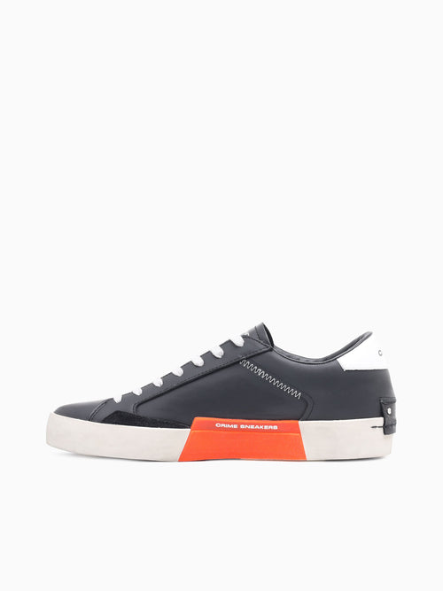 Low Top Distressed Black Leather Black / 39 / M
