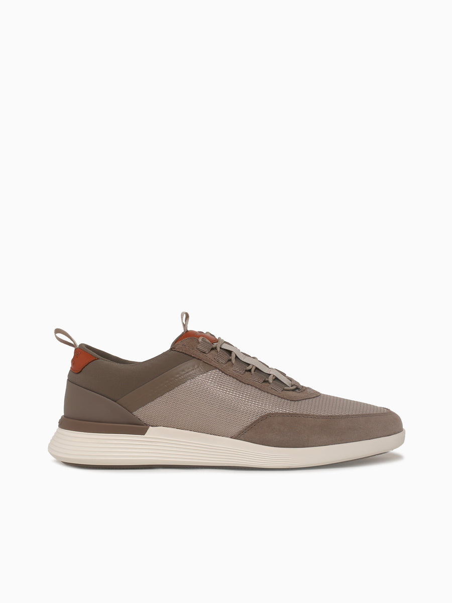 Crossover Victory Trainer Desert Wht mes Taupe / 7 / M