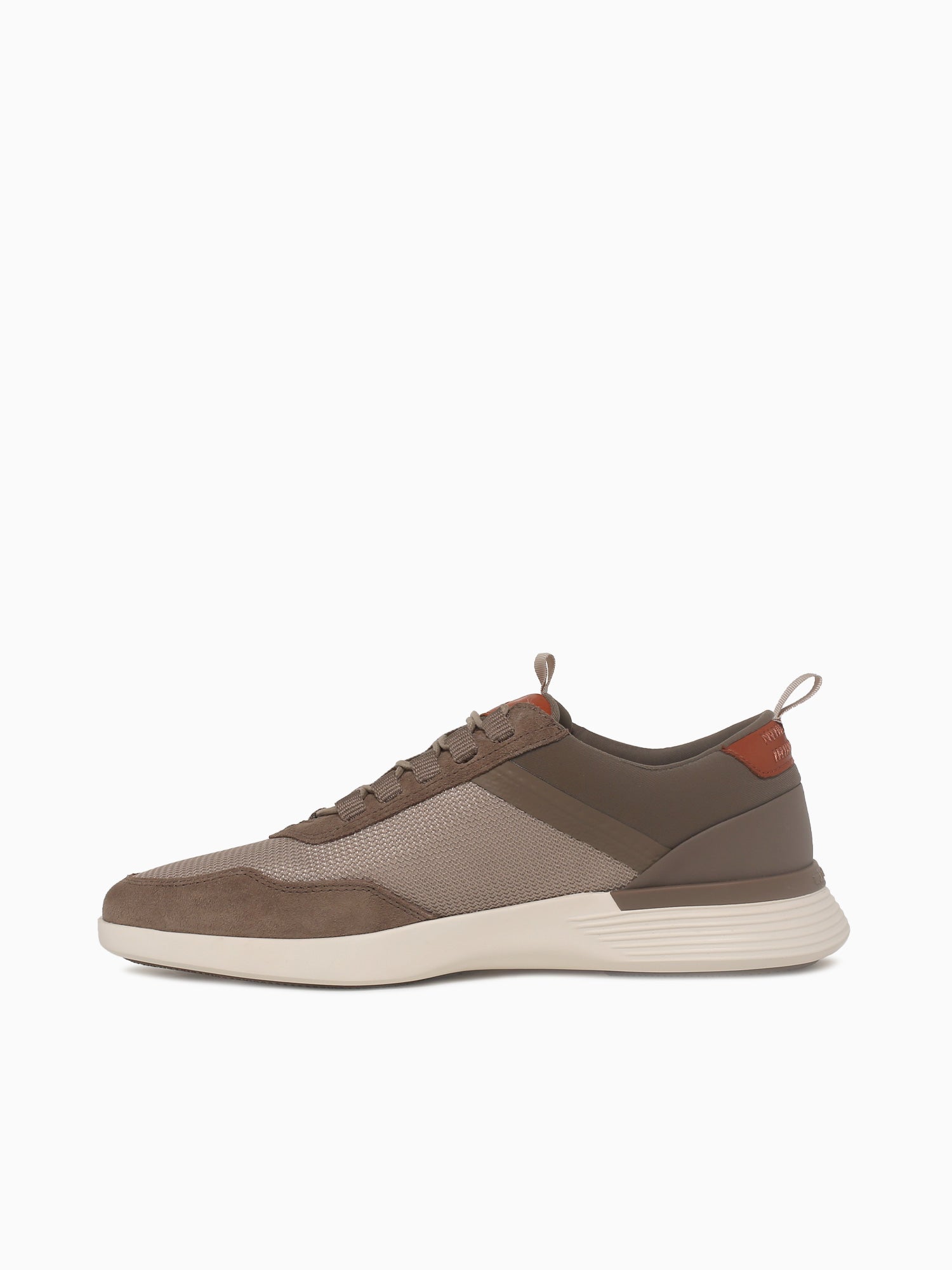 Crossover Victory Trainer Desert Wht mes Taupe / 7 / M