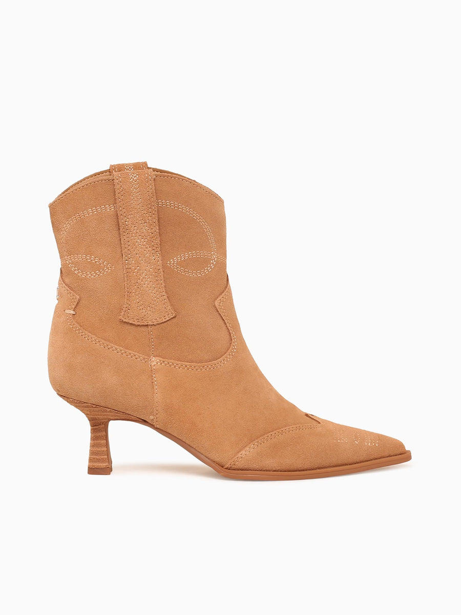 Yolanda Golden Caramel Suede Natural / 6 / M