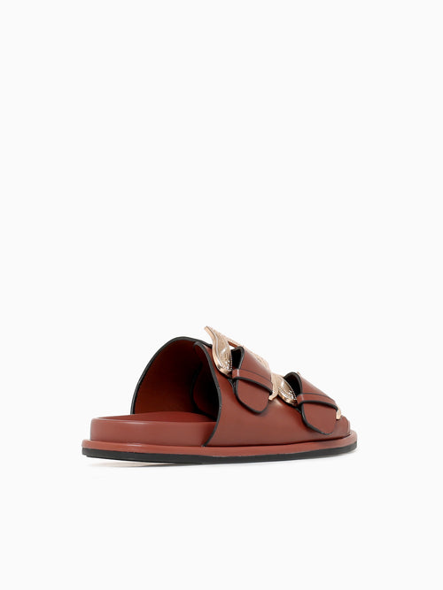 Marcia Cuero Man Made Cognac / 35 / M