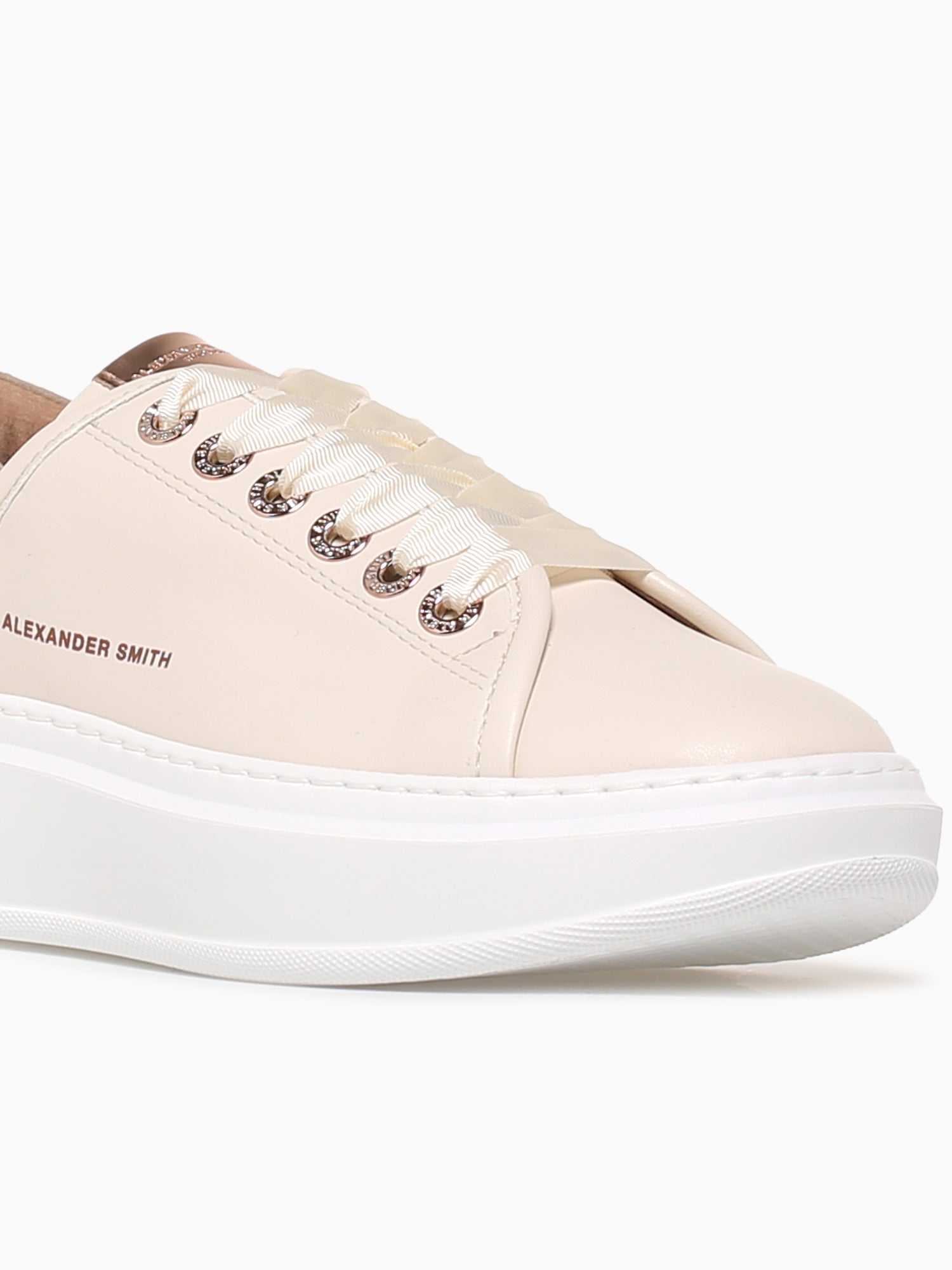 Wembley Woman Cream Leather Beige Multi / 35 / M