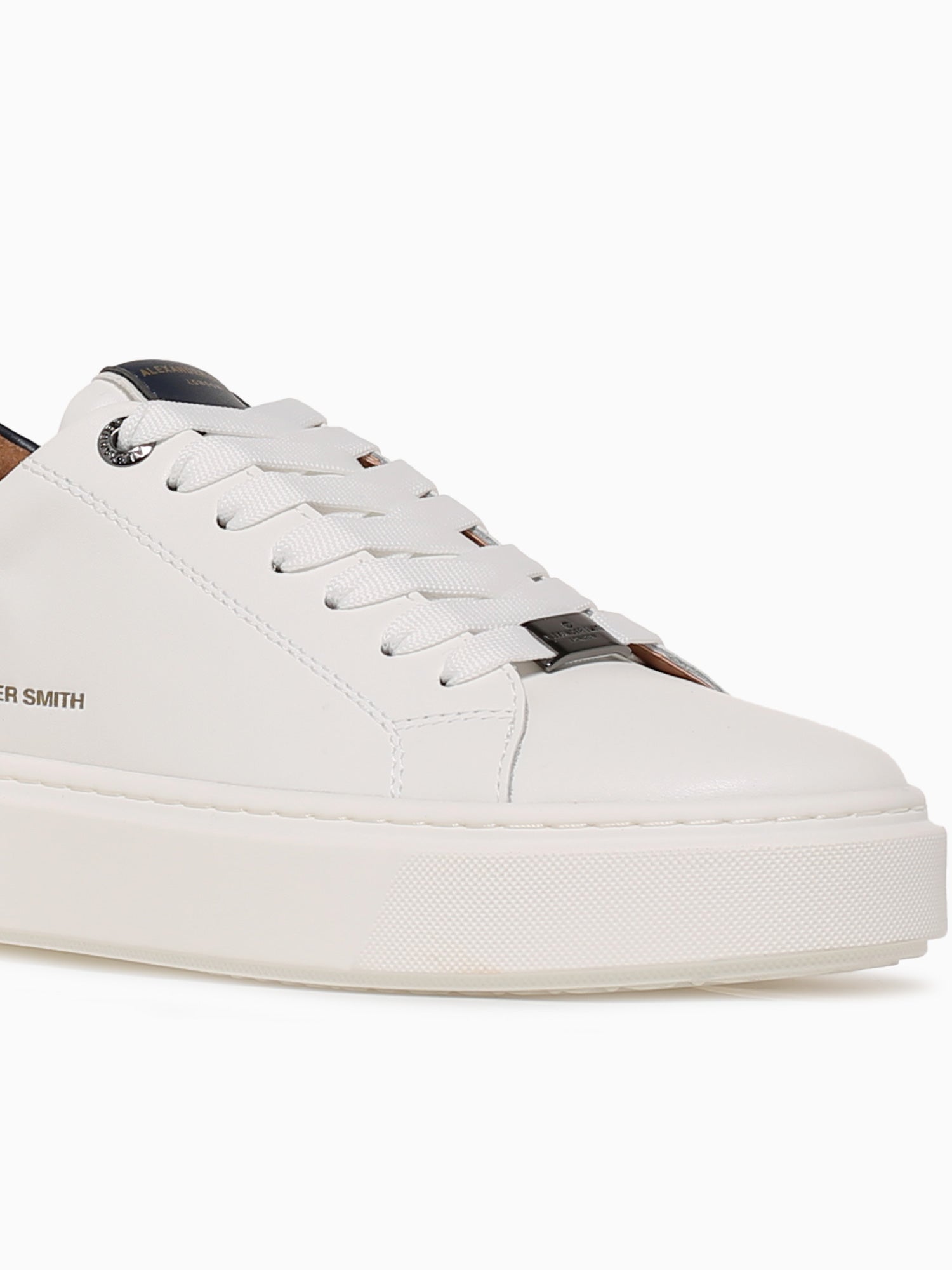 London Man White Blue leather White Multi / 40 / M