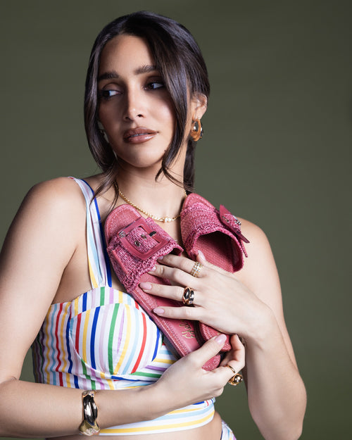 Bambi Dark Rose Raffia