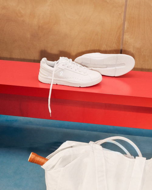 The Roger Advantage White White leather