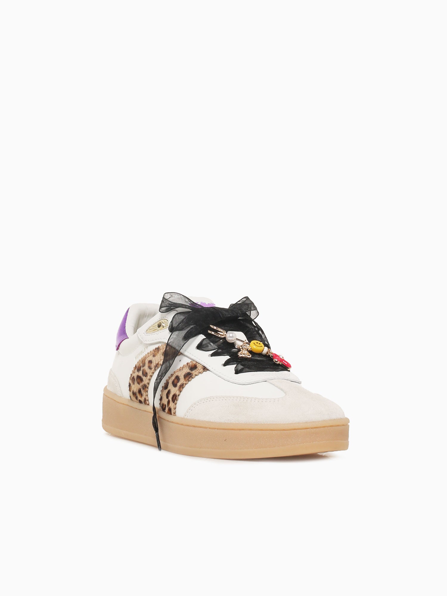 Wembley White Leopard leather White / 36 / M