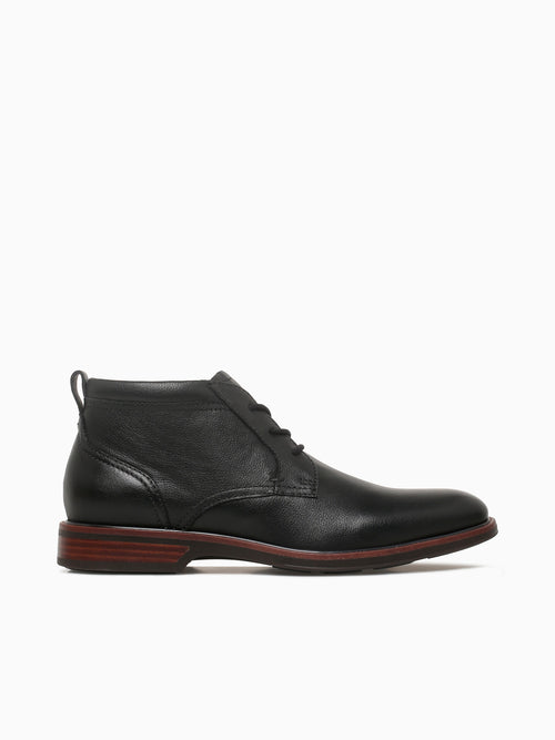 Traveler Plain Toe Chukka Black Milled Black / 7 / M