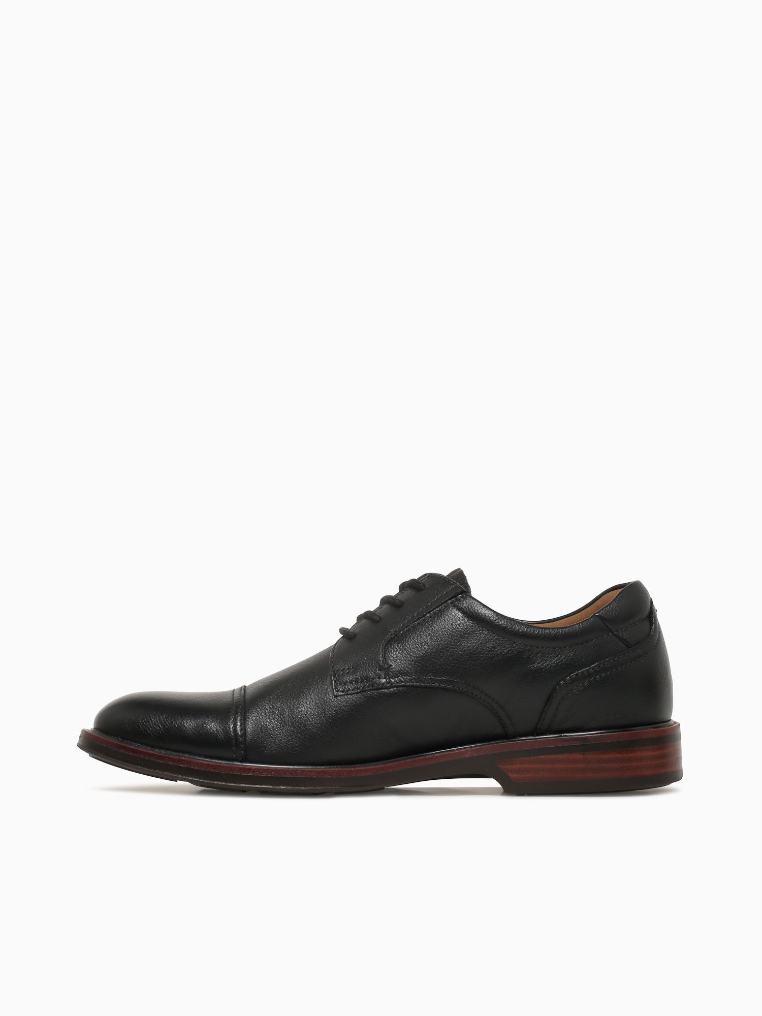 Traveler Cap Toe Black Milled Leather Black / 7 / M