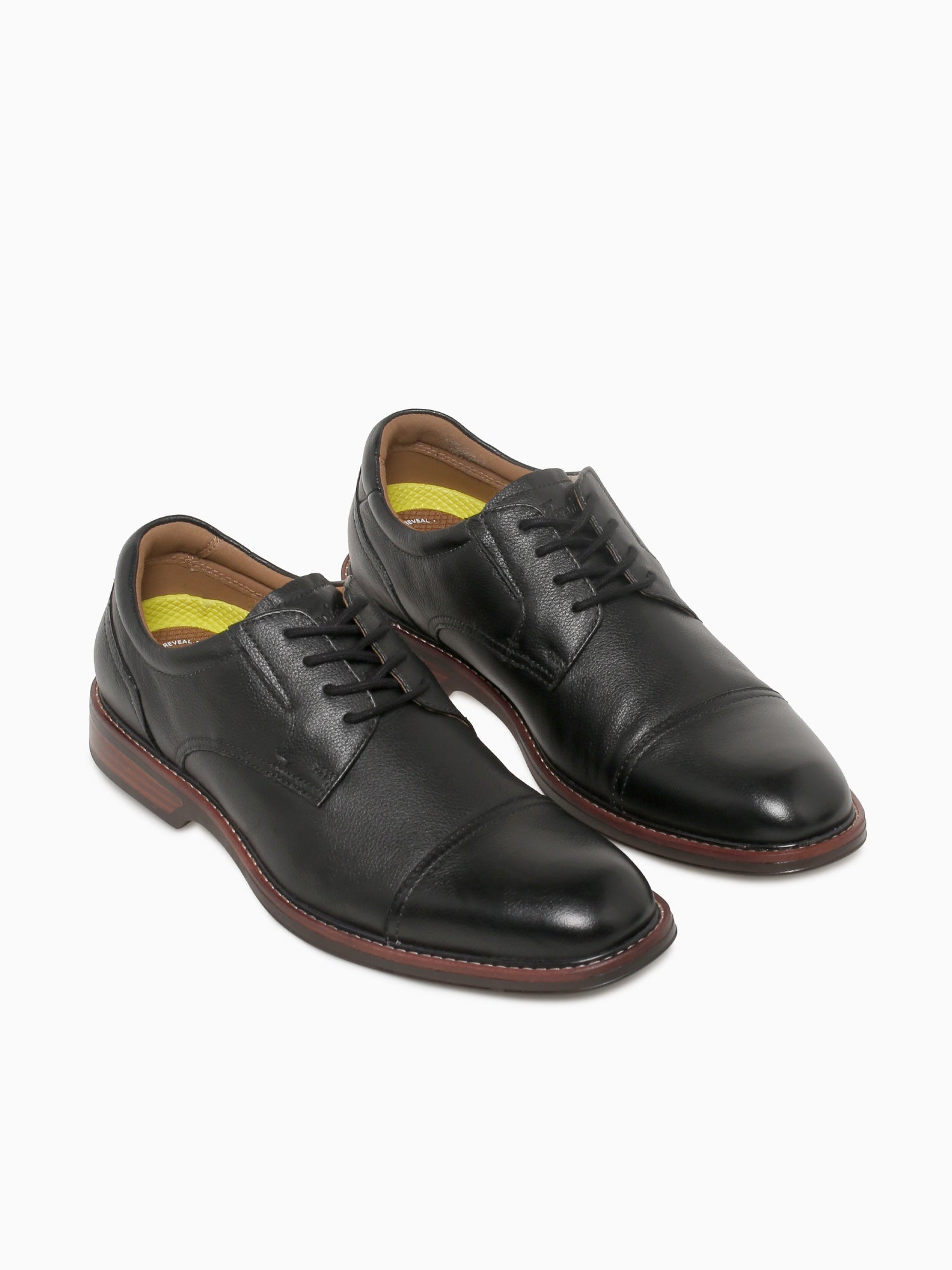 Traveler Cap Toe Black Milled Leather Black / 7 / M