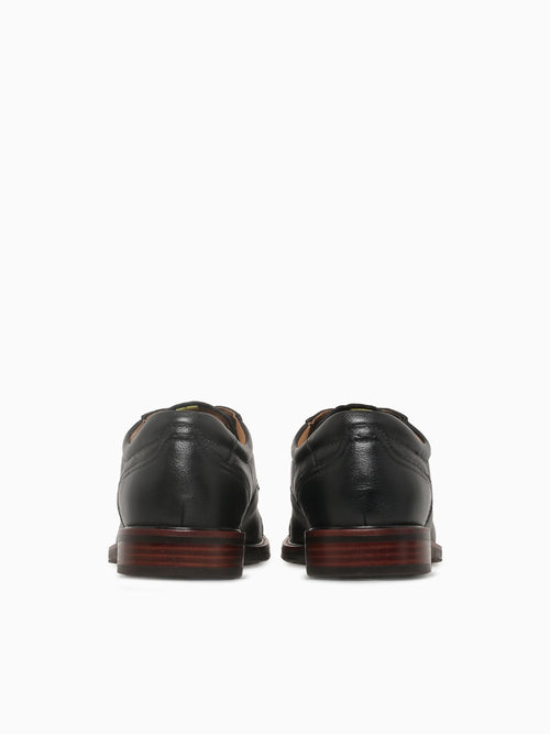 Traveler Cap Toe Black Milled Leather Black / 7 / M