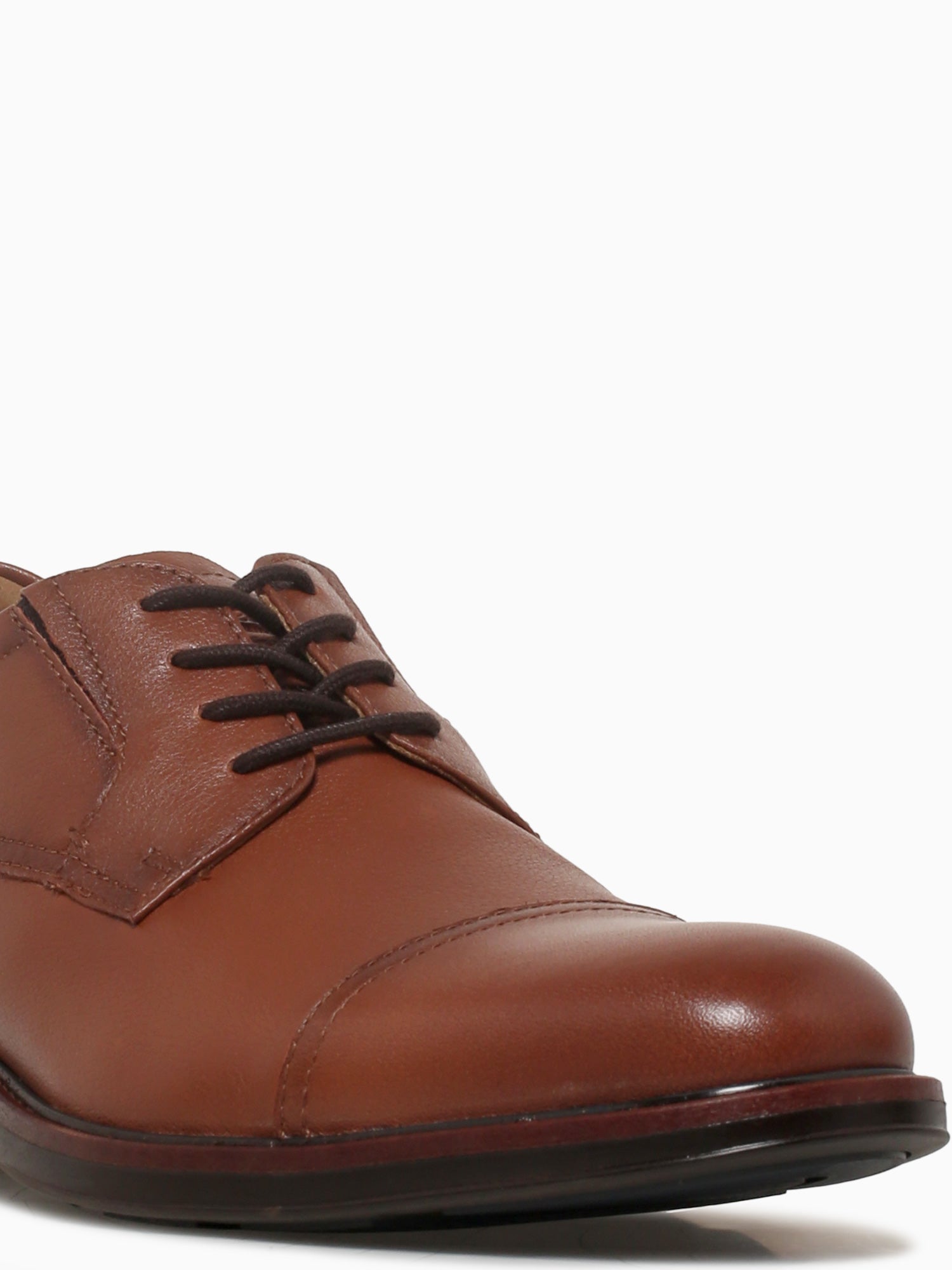 Traveler Cap Toe Cognac Milled Leather Cognac / 7 / M