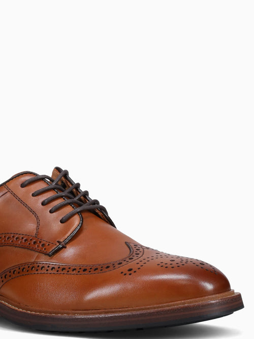 Anthem Wingtip Saddle Tan Smooth Leather Tan / 7 / M