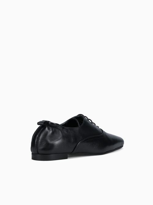 Misty 4 Nero Nappa Black / 35 / M