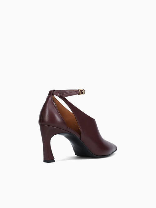 Mirell Vino Nappa Wine / 36 / M