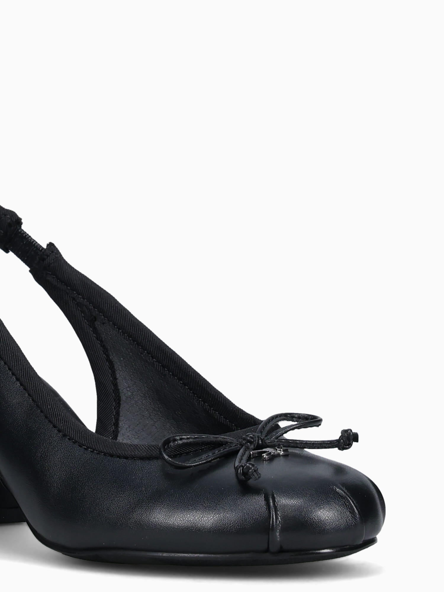 Diane Black Sheep Black / 5 / M