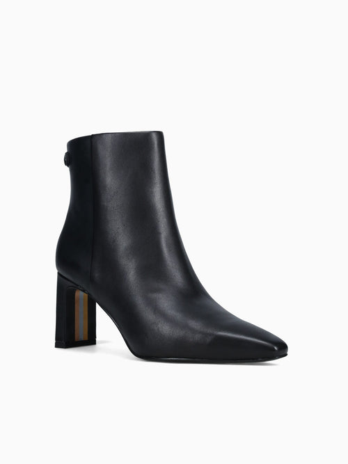 Saige Black Nappa Black / 5 / M