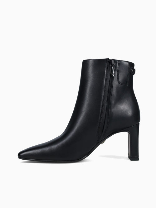 Saige Black Nappa Black / 5 / M