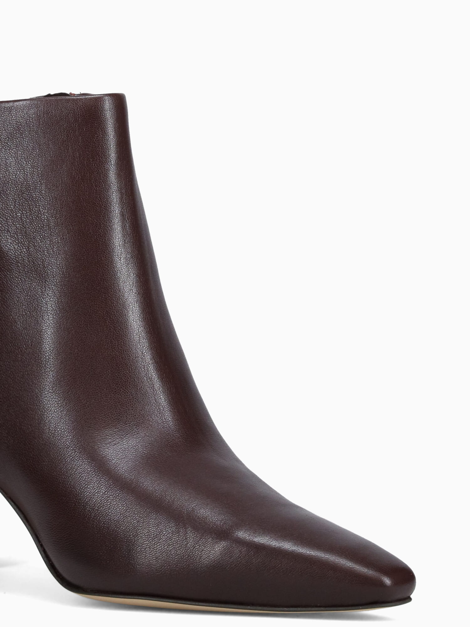 Saige Spiced Pecan Nappa Wine / 5 / M