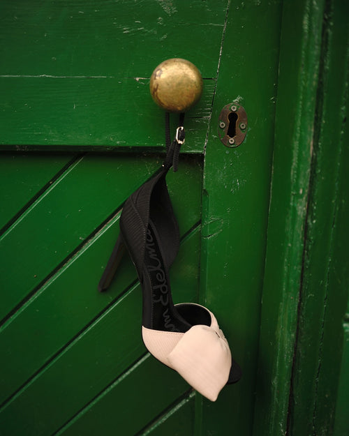 Ida Black Honey sand moire silk