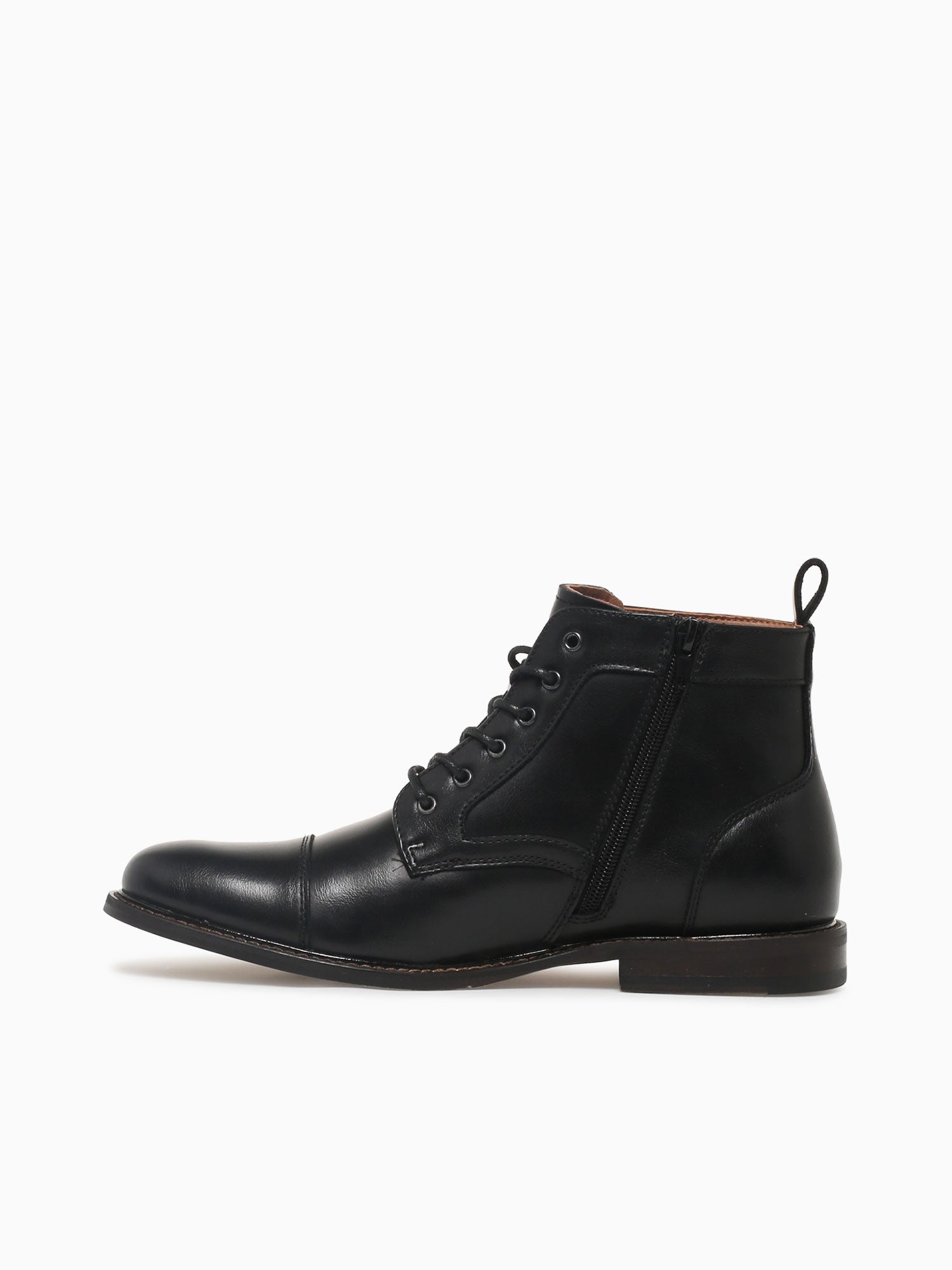 Irving Black Eco Leather Black / 7 / M