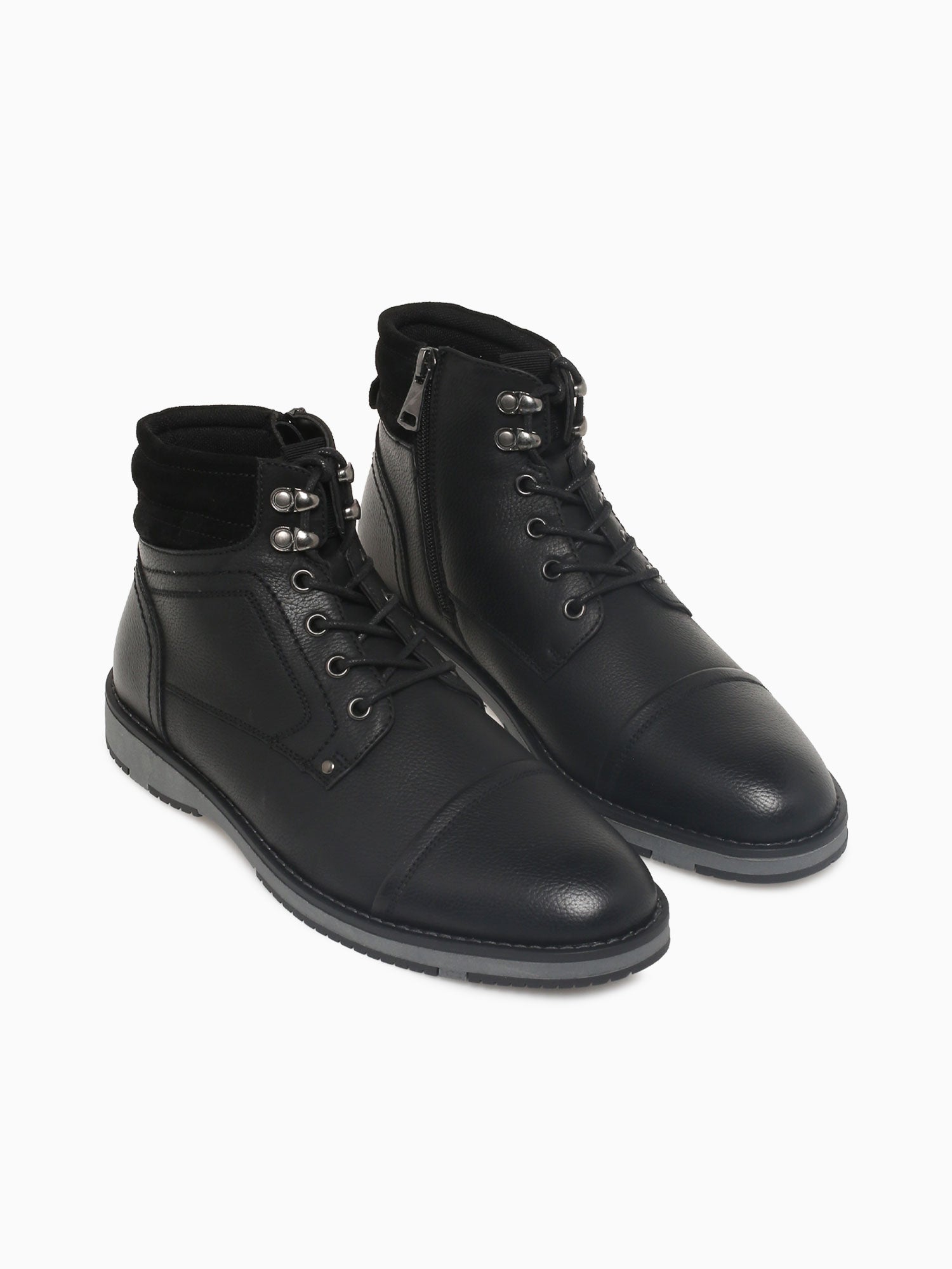 Isaac Black Tumblepu Suede Black / 7 / M
