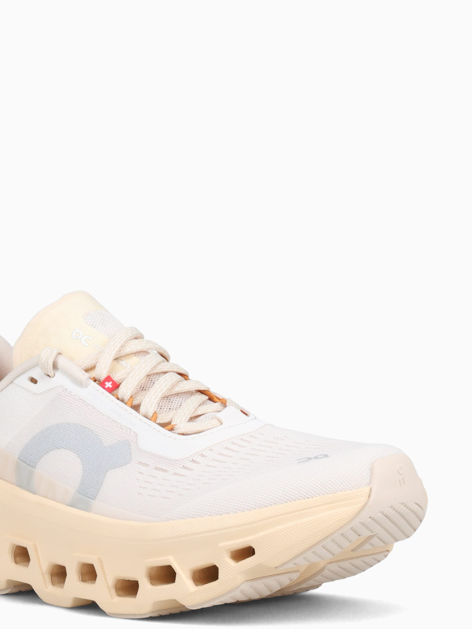 Cloudmonster Dew Blonde mesh