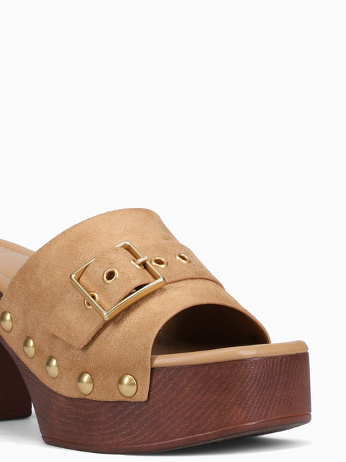 Jade Sand Faux Suede Natural / 5 / M
