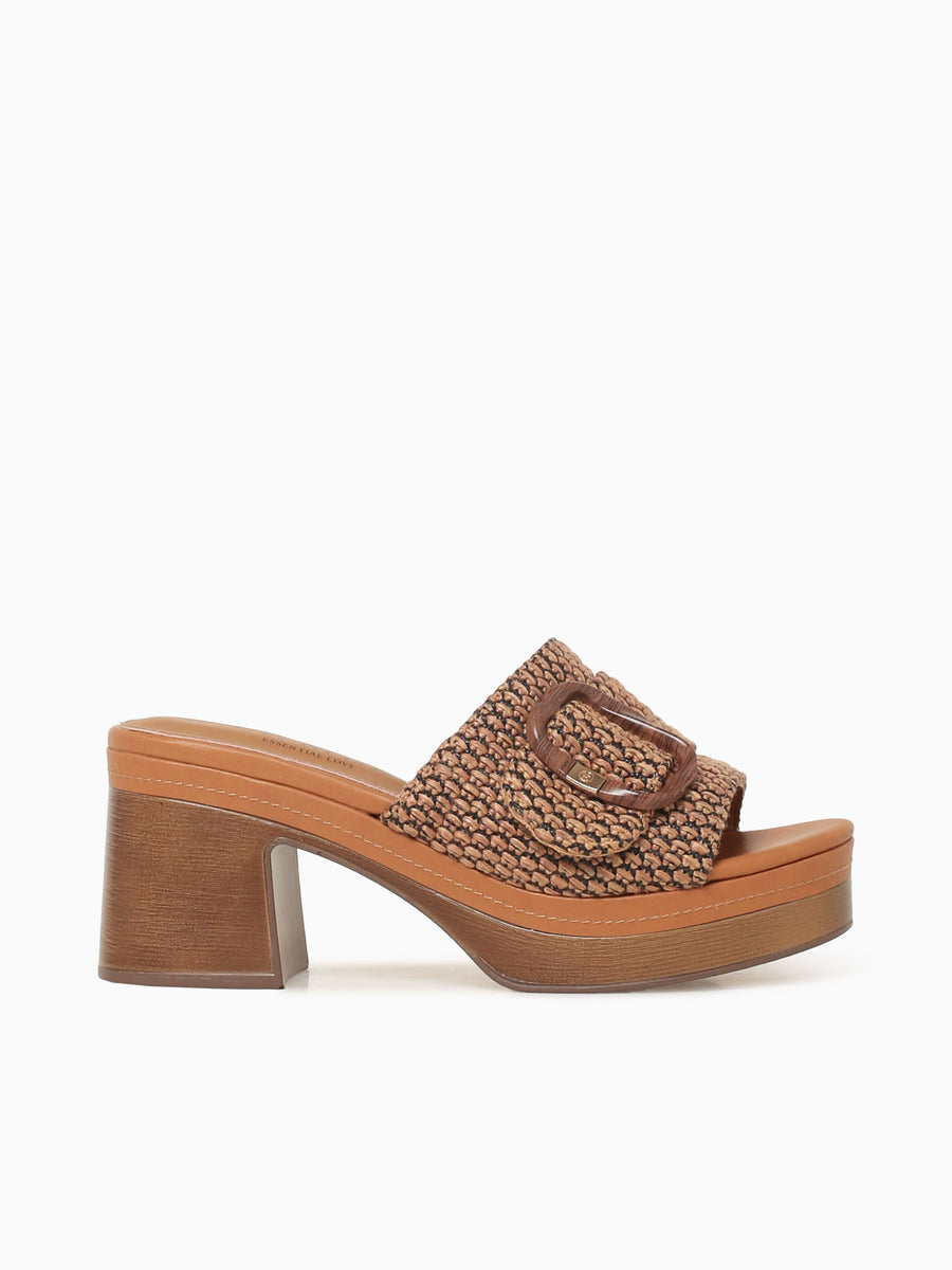 Carlicia Camel